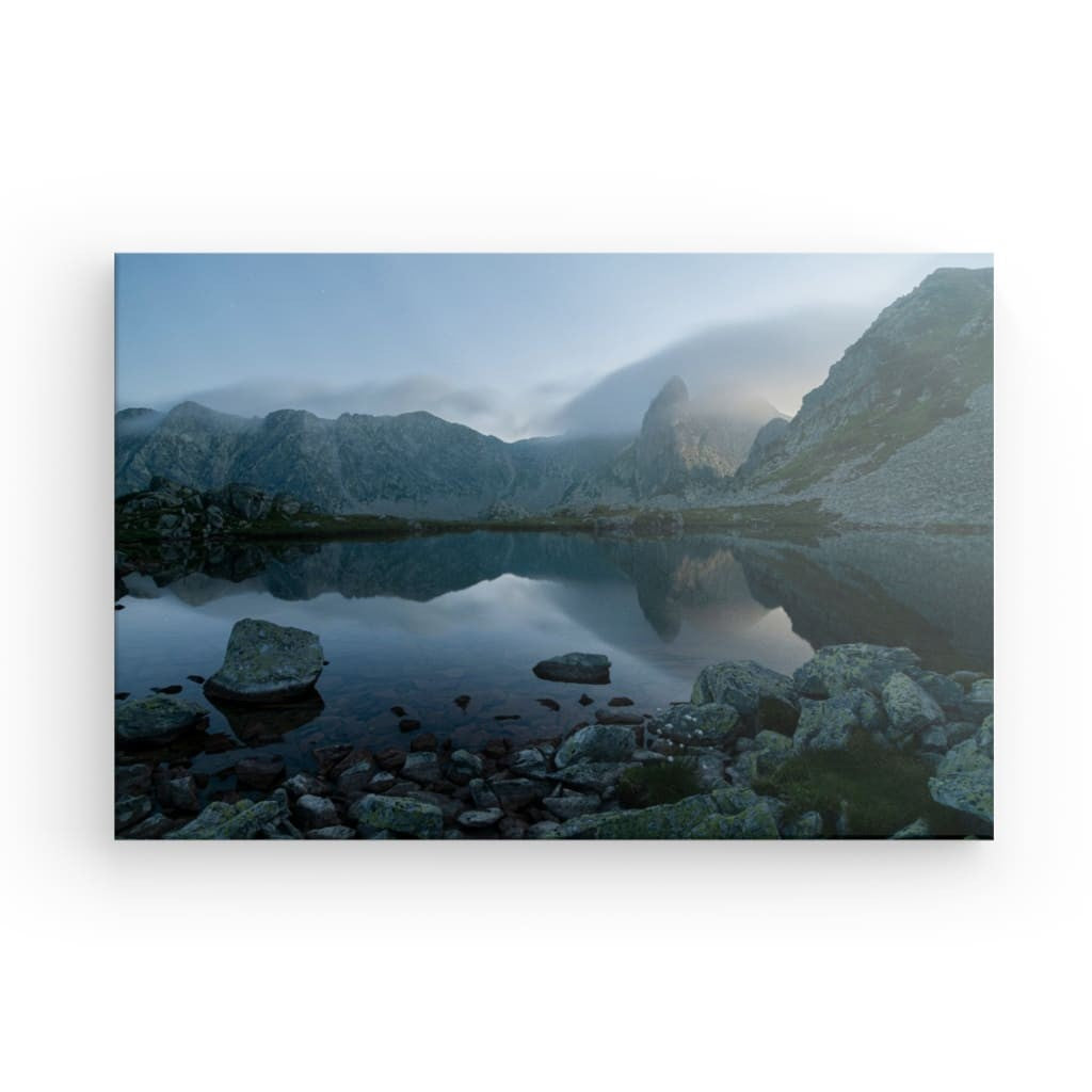 Reflecții montane pe timp de noapte