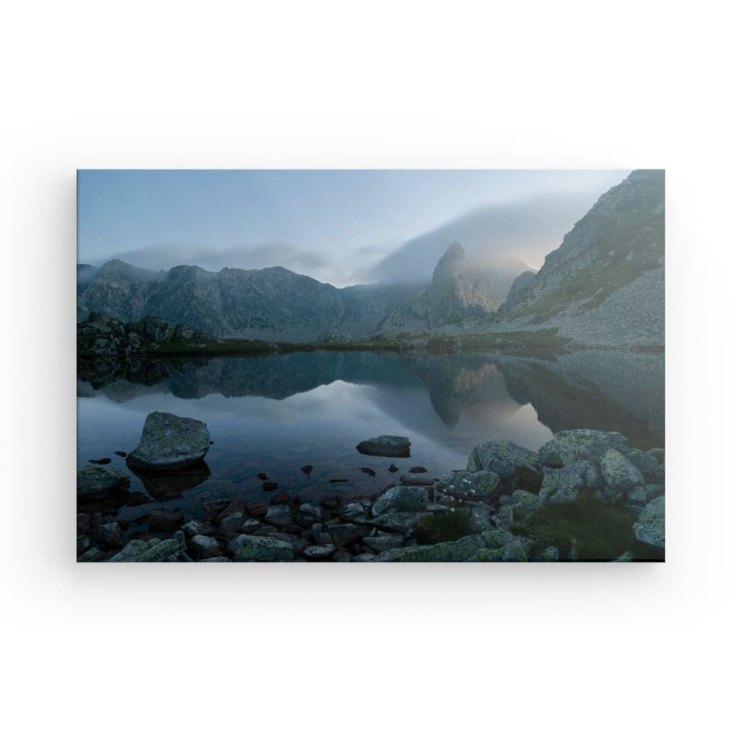 Reflecții montane pe timp de noapte